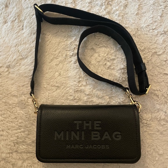 Marc Jacobs Textured Black Leather Bag - Picture 1 of 8